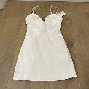 WHITE MINI DRESS SIZE SMALL